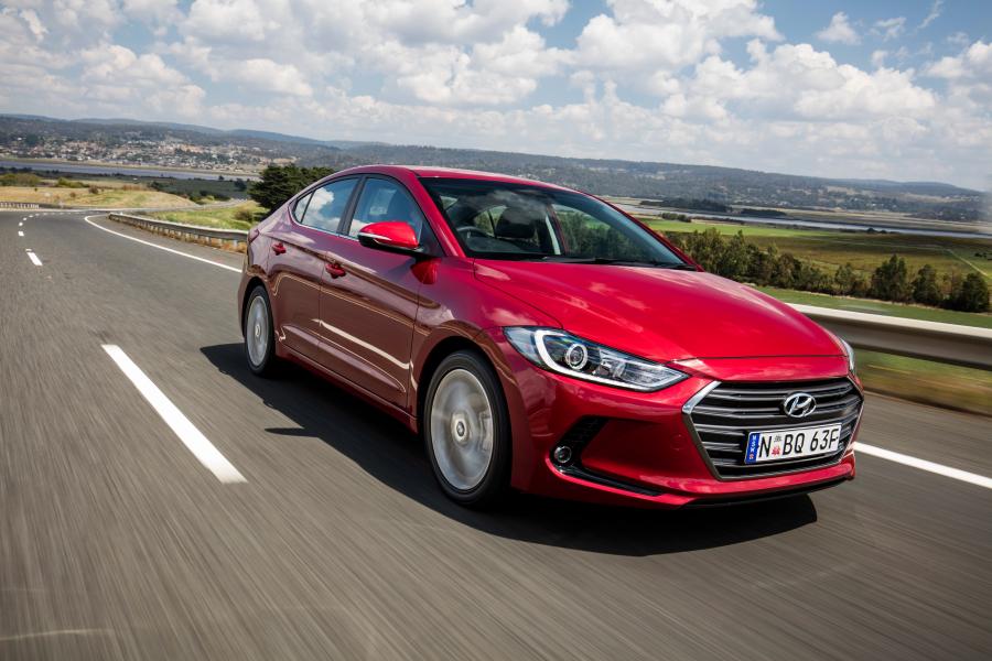  Hyundai Elantra 2016 года  (AU) (фото 18 из 28)
